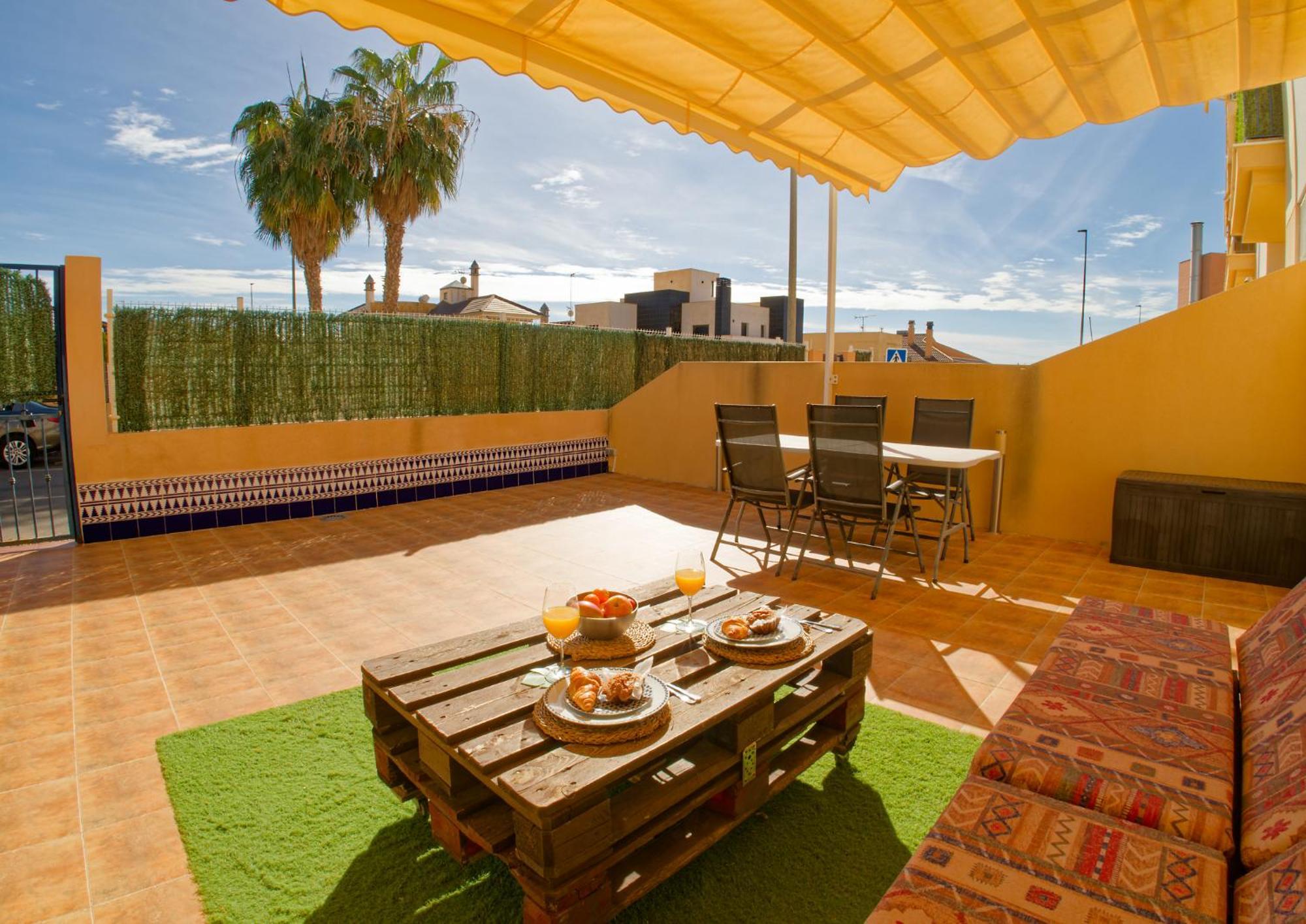 Amplia Terraza Con Piscina, Garaje Y Aire Acondicionado - By Aloha Palma Apartment Aguilas Exterior photo